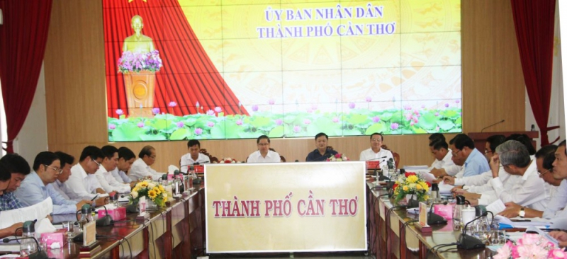 Quang cảnh phiên họp.