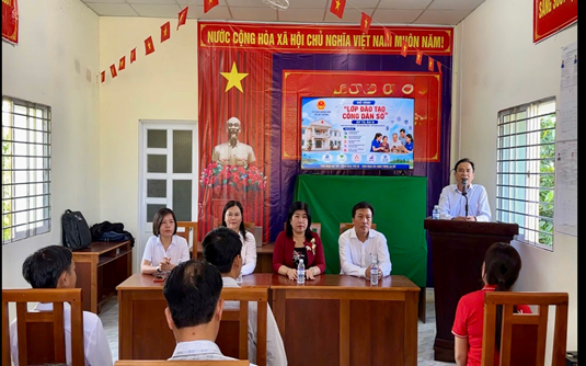 Mô hình “Lớp đào tạo công dân số” - Cầm tay chỉ việc để người dân thành thạo kỹ năng số
