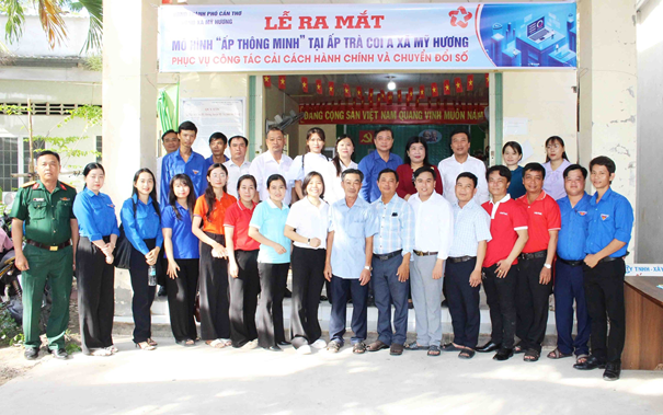 Mô hình “Ấp thông minh” - Đưa chuyển đổi số đến gần người dân từ cơ sở